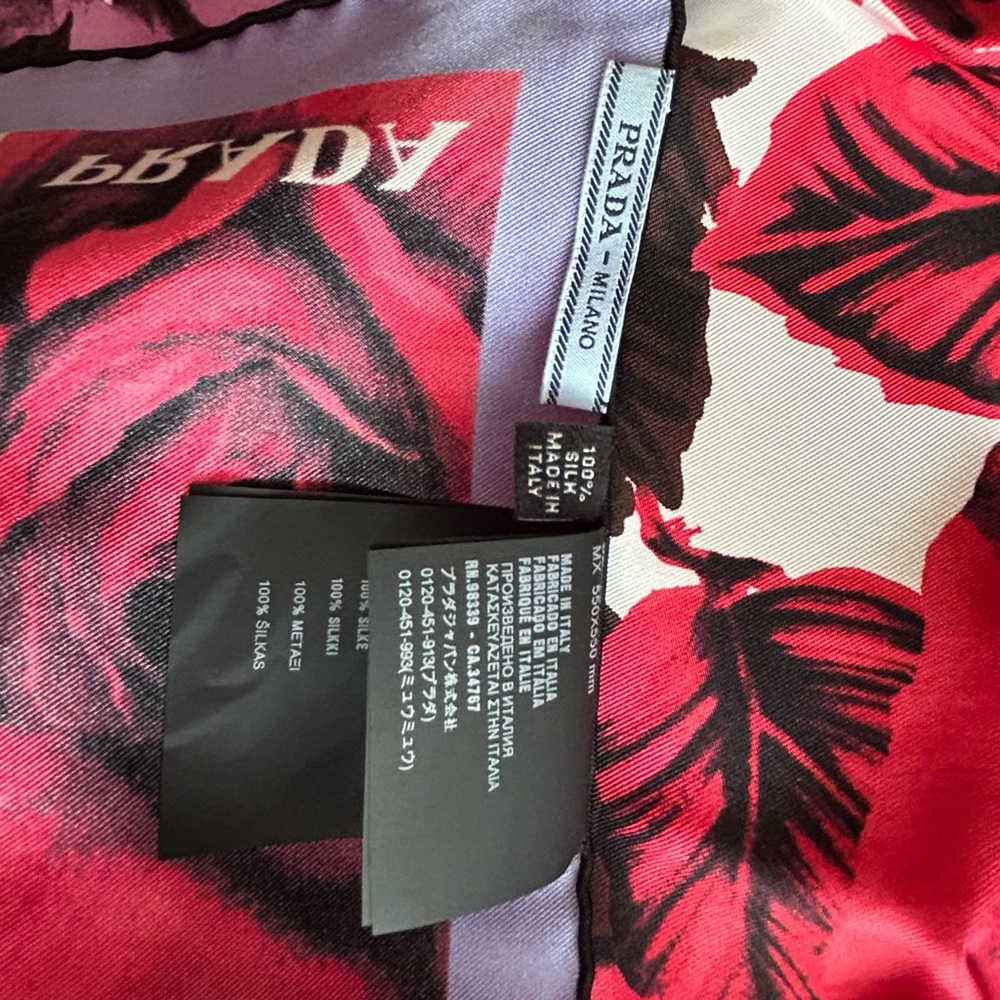 Prada Red and Purple Floral Scarf New W Box Original Wrapping Paper.Authentic - Picture 6 of 9